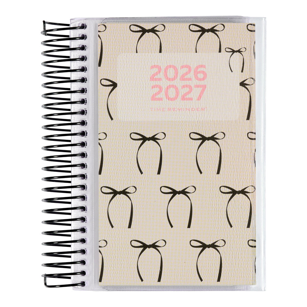 D1 STUDIEKALENDER 2026/27 MINI 2I1 DAG M/KLAP BOGMÆRKE STICKERS