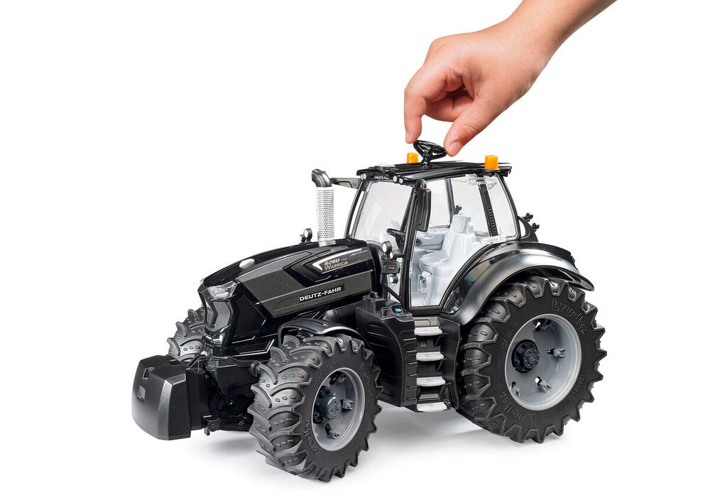 Traktor Bruder DEUTZ-FAHR 8280 TTV Warrior