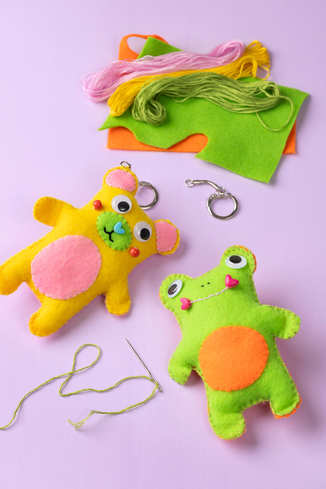 Syning Mini DIY Kit Frø og bamse ass. Farver