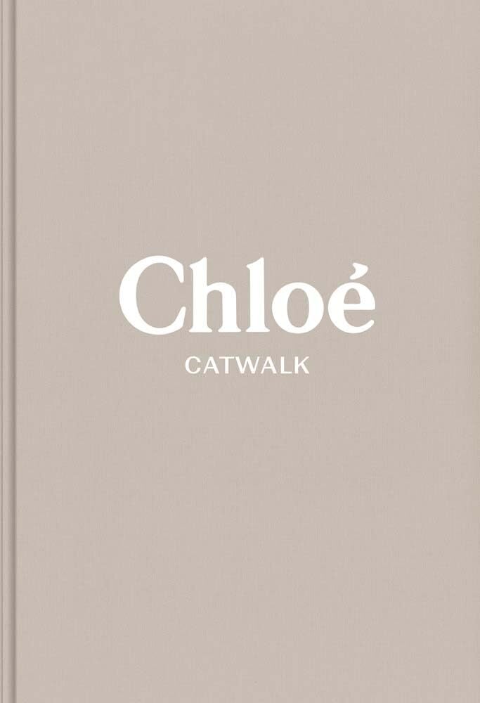 D2 Chloe Catwalk